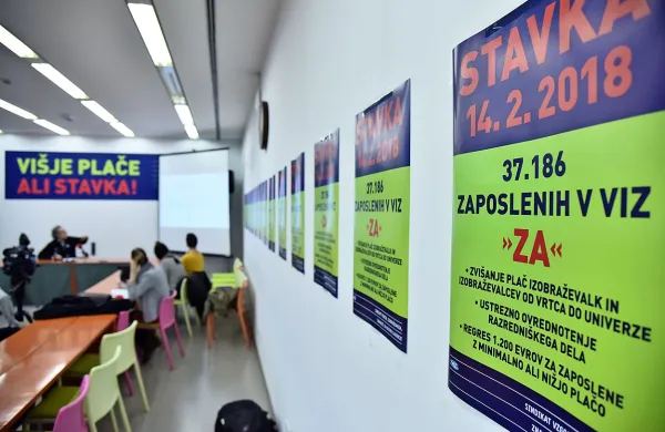 Vsi želijo vi&scaron;je plače