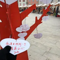 Poljub pod Tartinijevim kipom prina&scaron;a srečo v ljubezni