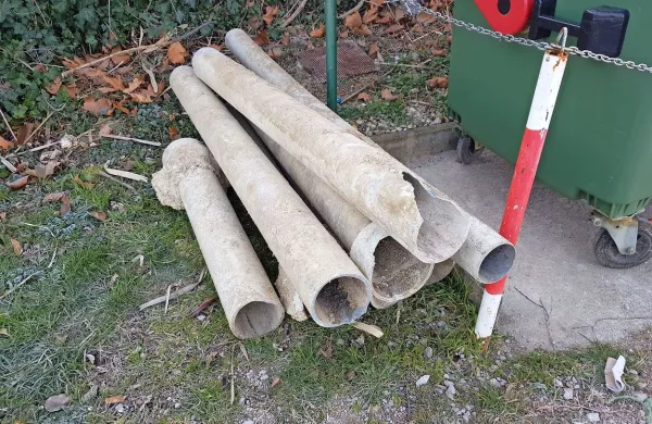 V Strunjanu na&scaron;li nepravilno odvrženi azbest