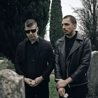 Utrinek iz videospota Gram sreče, Vauks in Faaker