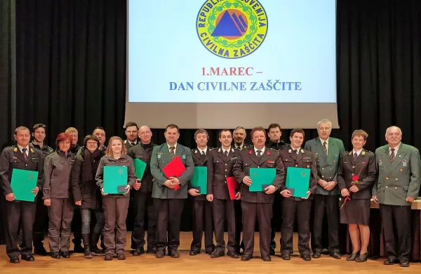Priznanja civilne za&scaron;čite