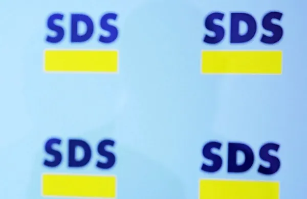 Obravnava od&scaron;kodninske tožbe SDS zoper državo zaključena po dveh narokih