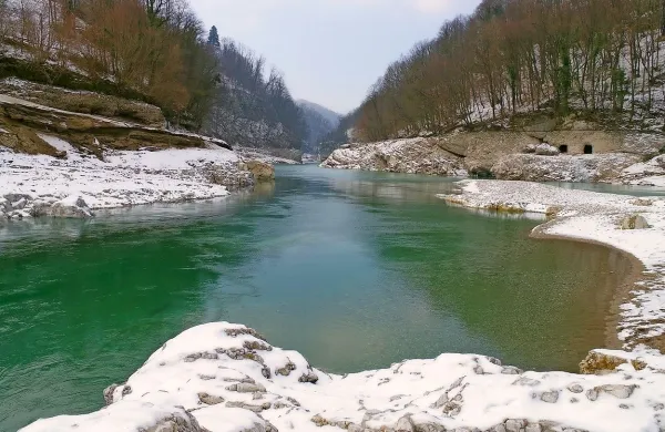 Mostarsko jezero se bo v teh dneh napolnilo. 