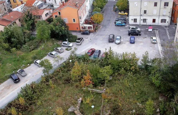 Muzejski trg v Kopru