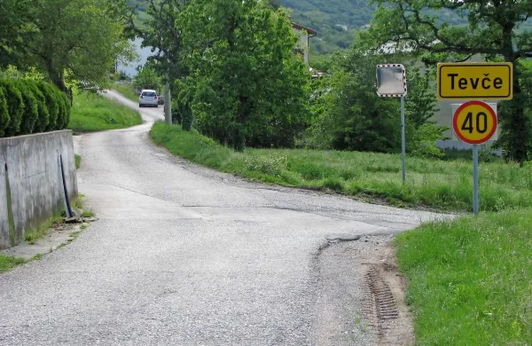 Za subvencije lahko zaprosijo prebivalci kraje, kakršen so Tevče, 
kjer gradnja kanalizacije ni ekonomična.