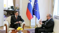  Jožef Horvat (NSi) je med tistimi, ki so na posvetu pri predsedniku 
Borut Pahorju kot možni datum volitev omenili 27. maj.