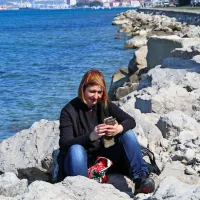 Kopalci in sprehajalci ne bodo več  imeli težav z ostrimi robovi skal.