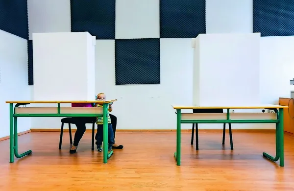 Organizatorji kampanje imajo do 17. aprila čas, da se prijavijo in 
odprejo transakcijske račune.