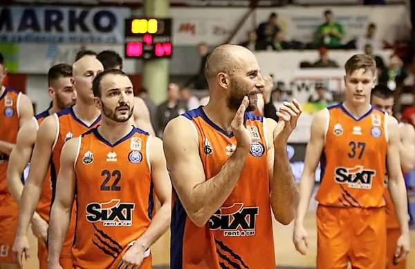Sixt Primorska je  premagal Vršac s kar 88:64.