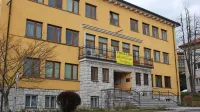 GGP išče kupca(e) za svoje poslovne prostore na dosedanjem 
sedežu družbe v Postojni.