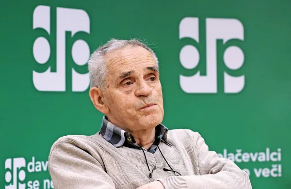 Ustavni sodniki so zavrnili pritožbo pobudnika referenduma Vilija 
Kovačiča na sklep Državne volilne komisije (DVK) o datumu 
ponovljenega glasovanja.