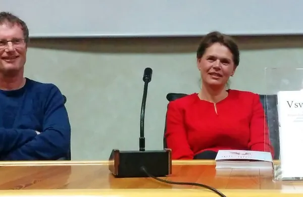 Alenka Bratušek in Tadej Golob sta knjigo pred dnevi predstavila tudi v Novi Gorici.      