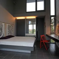 Notranjost počitniške hišice v Kolombanu nad Ankaranom