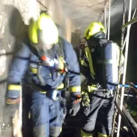 Soseda domačina re&scaron;ila iz zadimljene in goreče hi&scaron;e