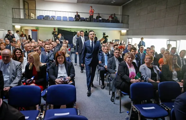 Seznam kandidatov Liste Marjana Šarca menda še ni povsem še 
zapolnjen.  