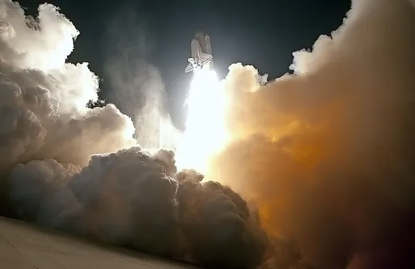 Novi satelit je šel v vesolje na raketi podjetja SpaceX Falcon 9. 
Fotografija je simbolična.