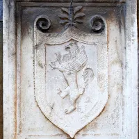 Grb družine Longo