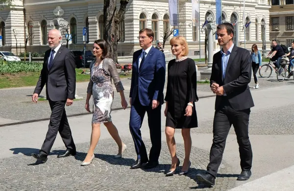 Cerar z Jankovićem o morebitnem sodelovanju