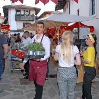 V &Scaron;martnem znova navdu&scaron;ila prireditev Brda in vino