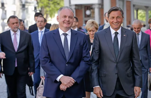 Predsednik republike Borut Pahor danes na uradnem obisku v 
Ljubljani gosti slovaškega kolega Andreja Kisko.