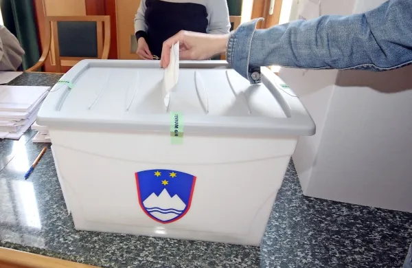 Za Desus tudi Zlatko Martin Maru&scaron;ič