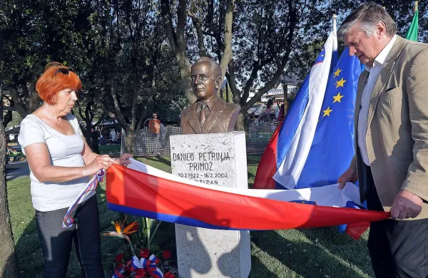 Odkrili so doprsni kip Danila Petrinje - Primoža