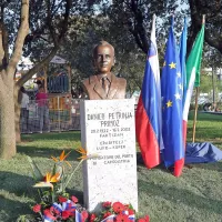 Odkrili so doprsni kip Danila Petrinje - Primoža