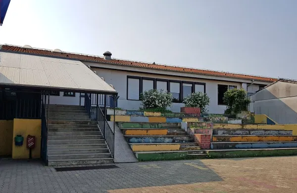  OŠ na Škofijah ne bodo  energetsko sanirali, v notranjosti bodo 
opravili zgolj vzdrževalna dela.