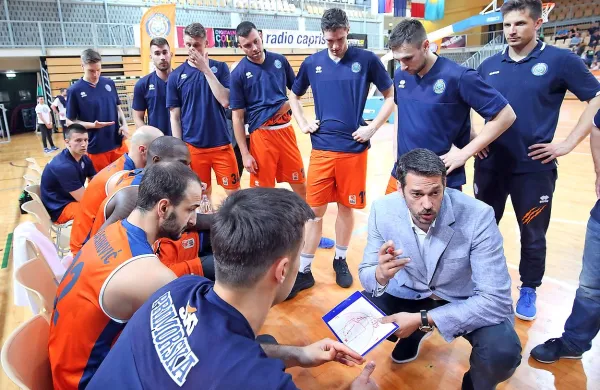 Sixt Primorska