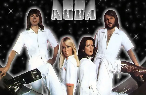 Legendarna Abba po 35 letih spet skupaj
