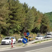 Avtobus zagorel na primorski avtocesti