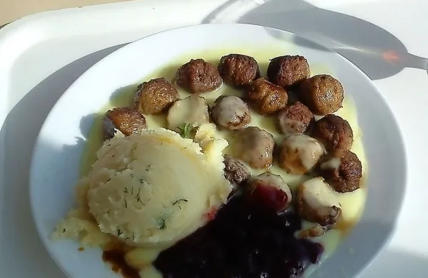 &Scaron;vedske mesne kroglice so iz Turčije