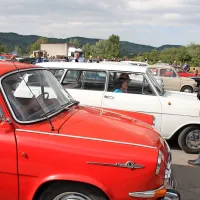 V Ajdov&scaron;čini se je zbrala stotnija starodobnikov