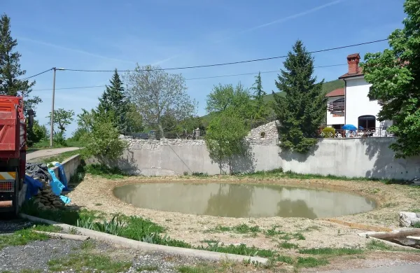 Vnovič urejajo kal