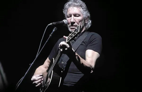 V zagrebško Areno se nocoj, sedem let po izvedbi konceptualnega 
albuma The Wall, vrača nekdanji Pinkfloydovec Roger Waters.