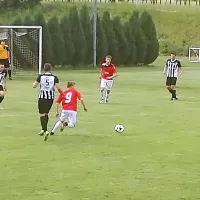 Biljenci (črno-beli) so v derbiju  kroga  z 2:0 premagali Tolmince.