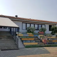 &Scaron;PET v navzkrižnem ognju političnih interesov