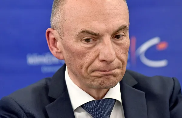 Generalni direktor Univerzitetnega kliničnega centra Ljubljana 
Aleš Šabeder.