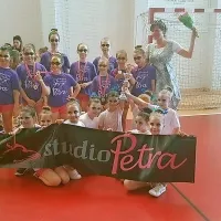 Plesalke Plesnega studia Petra iz Kopra prve v Zagrebu