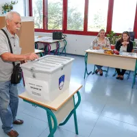 Do 16. ure 10,67-odstotna udeležba na ponovljenem glasovanju o zakonu o drugem tiru