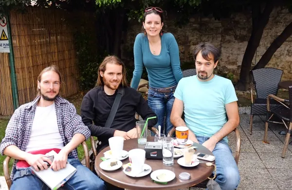 Ekipa iz leta 2013 z leve: Rok Soczka Mandac, Matjaž Karlovčec, 
Eva Branc in Gabriel Ogrin.