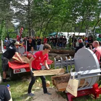 Pripravili so tudi prikaz gozdarske mehanizacije. 