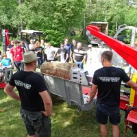 Ko so veseli traktorji in lastniki