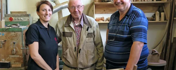Vnukinja Polona in sin Valter se zavedata, da brez Justove trme in 
delavnosti danes družinskega podjetja ne bi bilo. 