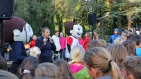 Tonja Abramovič Koblar ni le organizatorka dogodkov, ampak tudi 
animatorka.