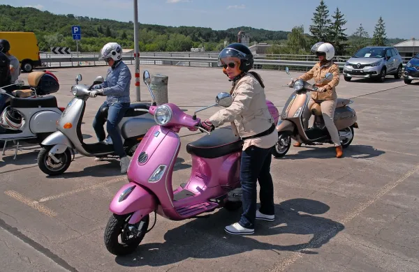 &ldquo;Vesparji&rdquo; se &scaron;irijo na Gori&scaron;ko