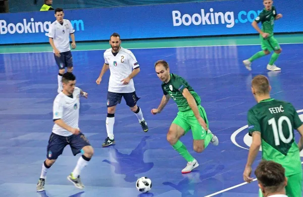 V dresu Dobovca je prvak postal tolminski nogometaš Kristjan