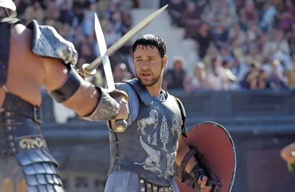 Russel Crowe v Gladiatorju