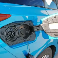 Na kabel in bencin več kot 1000 kilometrov daleč