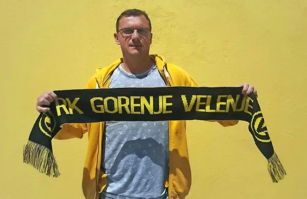 42-letni Zoran Jovičić je z rokometnim klubom Gorenje Velenje 
sklenil dvoletno sodelovanje.